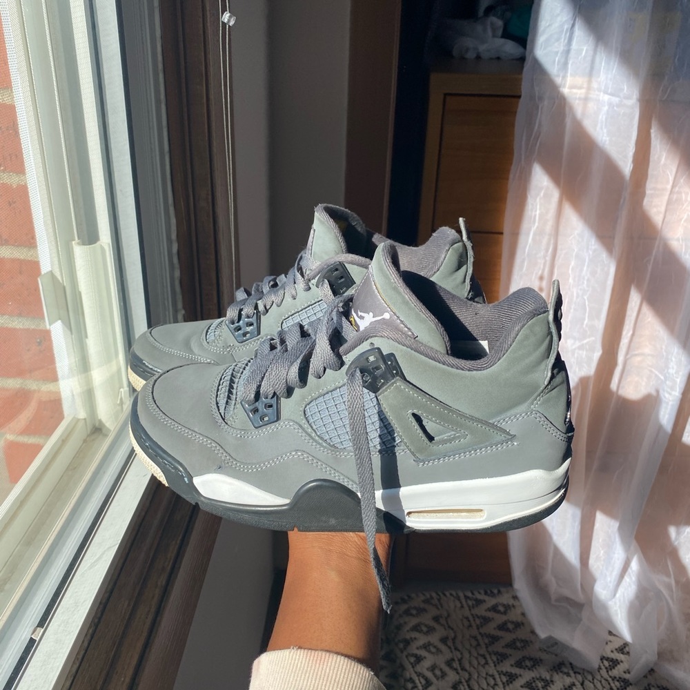 Nike Air Jordan 4 Retro “Cool grey”